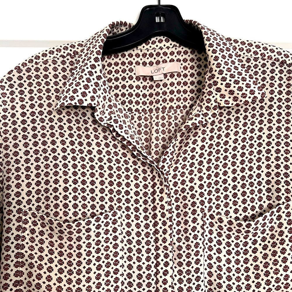 Printed cream tunic in size large Loft Ann Taylor in very good condition